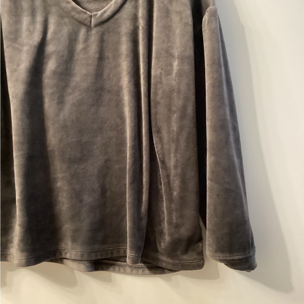 House of Harlow 1960 Lounge Ribbed Velour Pajama set Gray‎ - Picture 4 of 16